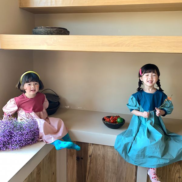 new good quality factory price fashion selling childrens stitching sweet loose princess dress, Red;yellow
new good quality factory price fashion selling childrens stitching sweet loose princess dress, Red;yellow