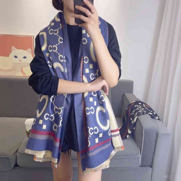 70% off design scarf net red 2021 female autumn and winter letter new live broadcast imitation cashmere style double-sided shawl, Blue;gray
70% off design scarf net red 2021 female autumn and winter letter new live broadcast imitation cashmere style double-sided shawl, Blue;gray