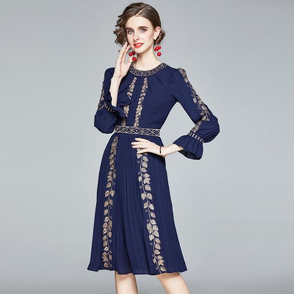 casual dresses fashion women spring luxury embroidery dress elegant lady femme vintage designer party vestidos, Black;gray
casual dresses fashion women spring luxury embroidery dress elegant lady femme vintage designer party vestidos, Black;gray