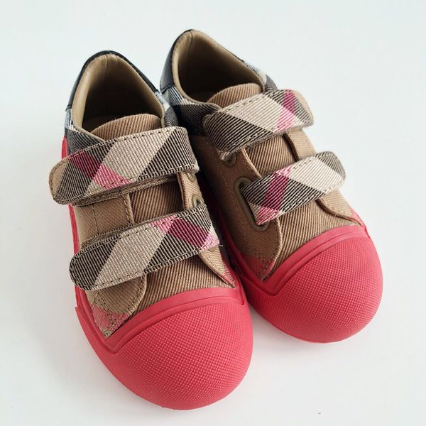 catamite shoe 2022 new designer genuine leather boys girls shoes high-quality handmade stitching pattern kids shoes children'220c, Black;red
catamite shoe 2022 new designer genuine leather boys girls shoes high-quality handmade stitching pattern kids shoes children'220c, Black;red