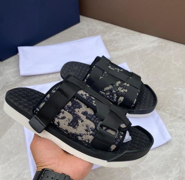 paris alpha slipper for men oblique jacquard mens sandal slide designer embroidered sandals slippers summer mans slides loafers italy luxury, Black
paris alpha slipper for men oblique jacquard mens sandal slide designer embroidered sandals slippers summer mans slides loafers italy luxury, Black
