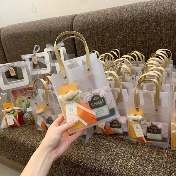 gift wrap 10pcs transparent frosted pp handbag christmas packing candy bridesmaid wedding souvenir flower year bag
gift wrap 10pcs transparent frosted pp handbag christmas packing candy bridesmaid wedding souvenir flower year bag
