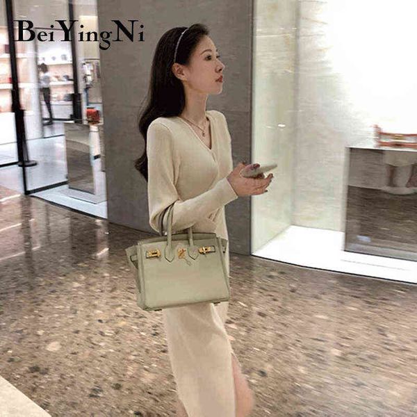 beiyingni woman's sweaters dress solid leisure high waist v-neck party elegant french black winter knitted vestidos female y1204, Black;gray
beiyingni woman's sweaters dress solid leisure high waist v-neck party elegant french black winter knitted vestidos female y1204, Black;gray