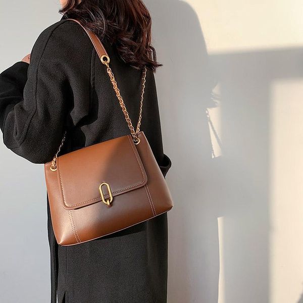 ladies leather shoulder bag brand designer messenger handbag 2021 fashion summer bucket large capacity bags
ladies leather shoulder bag brand designer messenger handbag 2021 fashion summer bucket large capacity bags