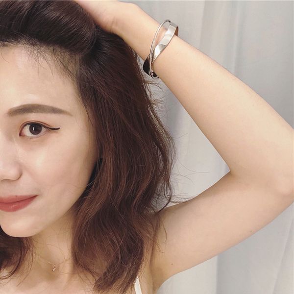 korean new glossy double layer geometric irregular bracelet cross ripple opening wristband jewelry bangle for women girls party, Golden;silver
korean new glossy double layer geometric irregular bracelet cross ripple opening wristband jewelry bangle for women girls party, Golden;silver