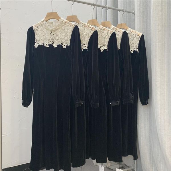 casual dresses french style velvet puff sleeve dress women lace stitching stand collar long plus size 4xl, Black;gray
casual dresses french style velvet puff sleeve dress women lace stitching stand collar long plus size 4xl, Black;gray