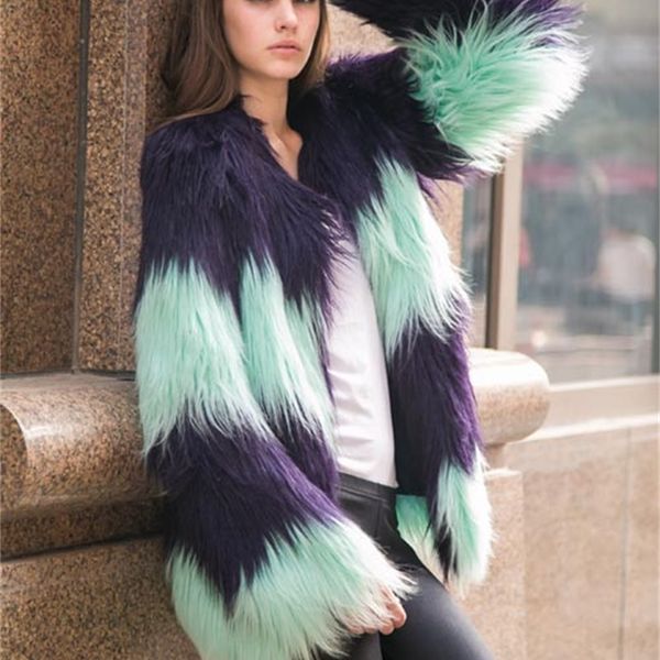 imitation fur coat women's splicing fluorescent long wool concealed buckle goods, Black
imitation fur coat women's splicing fluorescent long wool concealed buckle goods, Black