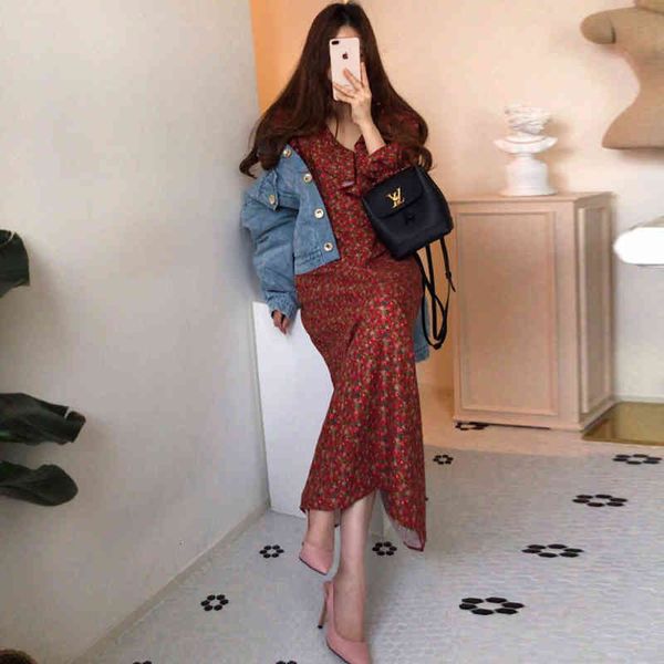 casual dresses 2021 new women korea retro dress ruffles flare printing flares sleeves gentle elegant chic female fashion clothes r, Black;gray
casual dresses 2021 new women korea retro dress ruffles flare printing flares sleeves gentle elegant chic female fashion clothes r, Black;gray