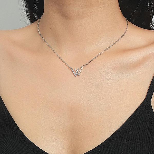 chains creative letter necklace woman geometric necklaces man rhinestone pendant ladies jewellery silver color collier
chains creative letter necklace woman geometric necklaces man rhinestone pendant ladies jewellery silver color collier