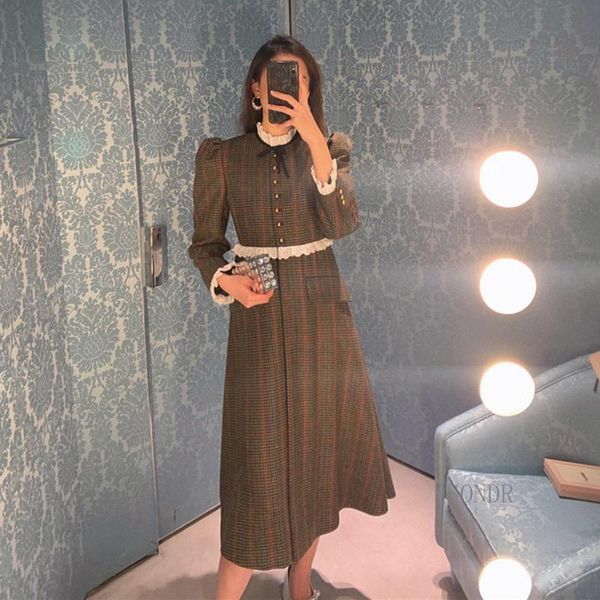 casual dresses vintage plaid midi dress 2021 autumn winter ruffles lace stand collar with bow single-breasted long sleeve vestidos, Black;gray
casual dresses vintage plaid midi dress 2021 autumn winter ruffles lace stand collar with bow single-breasted long sleeve vestidos, Black;gray