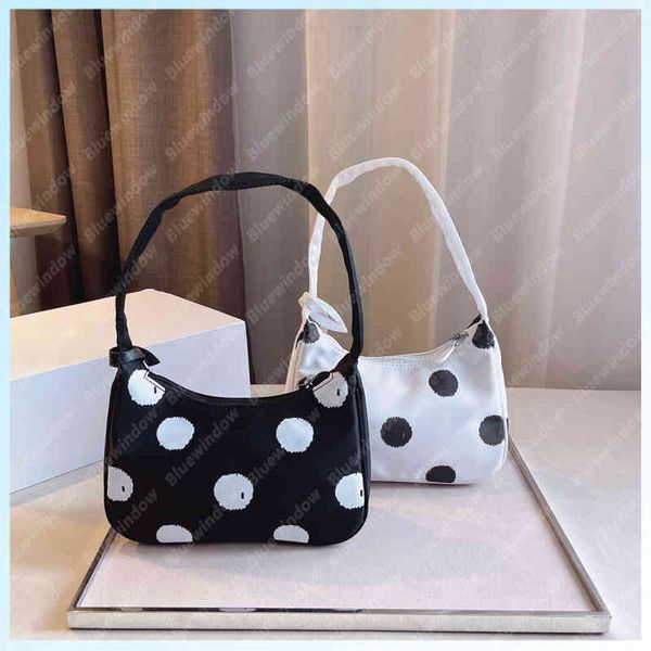 21ss womens hobo bags 2021 shoulder bag women handbag luxurys designers handbags wallet pouch purses re edition 2000 tote b2106104l
21ss womens hobo bags 2021 shoulder bag women handbag luxurys designers handbags wallet pouch purses re edition 2000 tote b2106104l