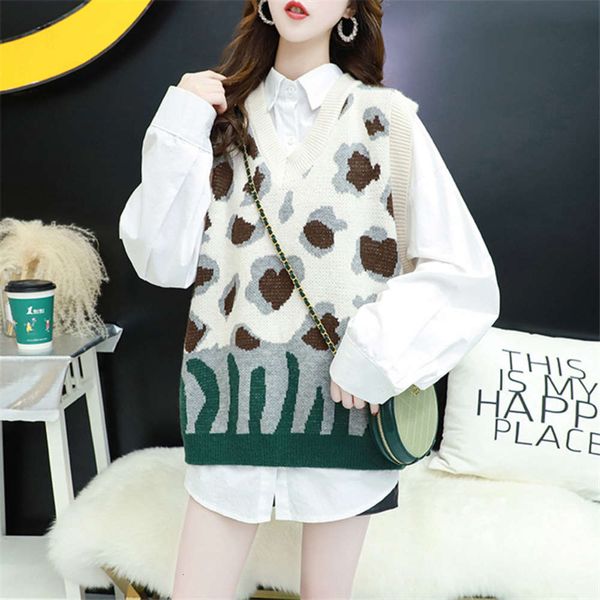 autumn small fresh women's net red waistcoat contrast color v-neck sweater vest outside wear tide, White
autumn small fresh women's net red waistcoat contrast color v-neck sweater vest outside wear tide, White