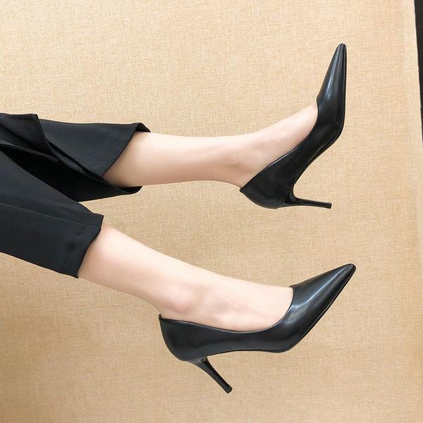 dress shoes 2021 women's pumps classic designer woman black leather summer high heels ladies girls wedding party
dress shoes 2021 women's pumps classic designer woman black leather summer high heels ladies girls wedding party