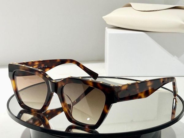 sunglasses for women summer style anti-ultraviolet 4046 retro plate plank full frame fashion eyeglasses random box, White;black
sunglasses for women summer style anti-ultraviolet 4046 retro plate plank full frame fashion eyeglasses random box, White;black