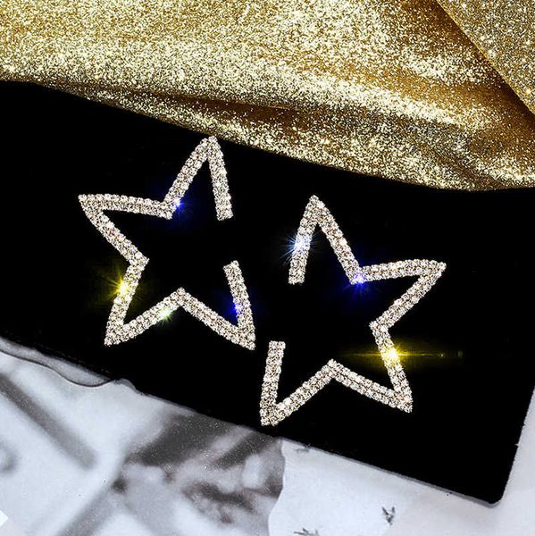 s925 silver needle personality full diamond five pointed star temperament versatile exaggerated luxury earrings
s925 silver needle personality full diamond five pointed star temperament versatile exaggerated luxury earrings