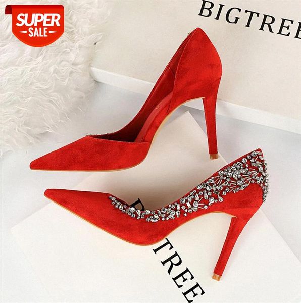 188-1 european and american style banquet high-heeled shoes women's suede shallow mouth pointed side hollow rhinestone #cr7q
188-1 european and american style banquet high-heeled shoes women's suede shallow mouth pointed side hollow rhinestone #cr7q