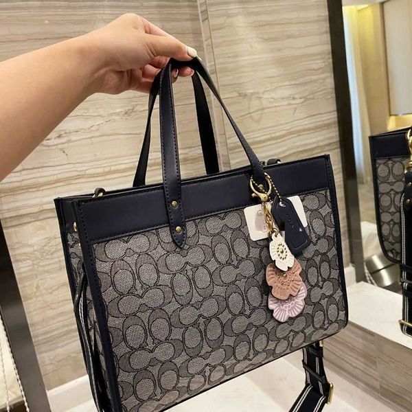 women luxurys designers bags 2021 designer handbags multi pochette crossbody bag zhouzhoubao123 louisbags_18 hanghhangbag trendy classic c h
women luxurys designers bags 2021 designer handbags multi pochette crossbody bag zhouzhoubao123 louisbags_18 hanghhangbag trendy classic c h