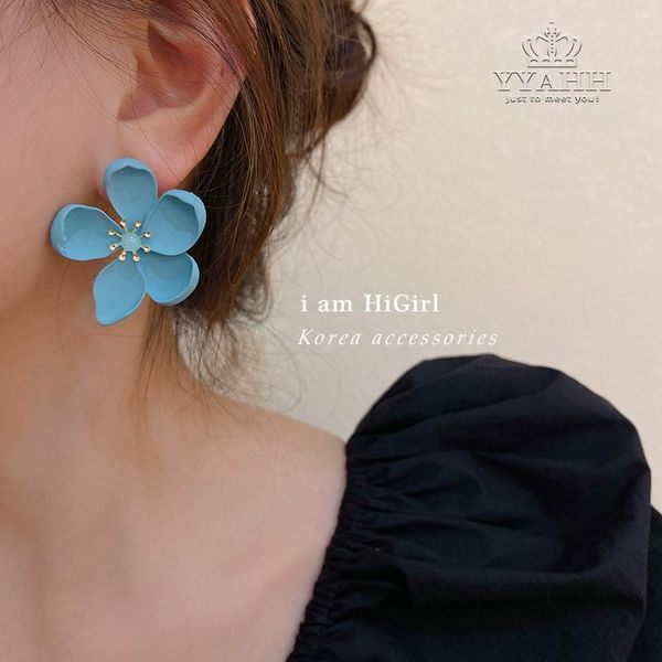 south korea's small fresh flower earrings, retro ink blue earrings female stud, Golden;silver
south korea's small fresh flower earrings, retro ink blue earrings female stud, Golden;silver