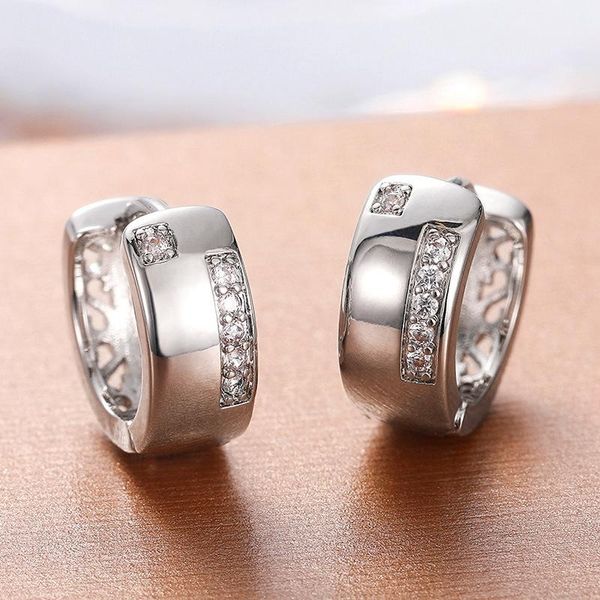 hoop & huggie small earrings for women hollow out design white zirconia stone simple stylish circle loop jewelry versatile earring, Golden;silver
hoop & huggie small earrings for women hollow out design white zirconia stone simple stylish circle loop jewelry versatile earring, Golden;silver