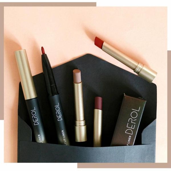 lip liner long-lasting waterproof non-stick cup easy to color for daily/travel/party/work1
lip liner long-lasting waterproof non-stick cup easy to color for daily/travel/party/work1