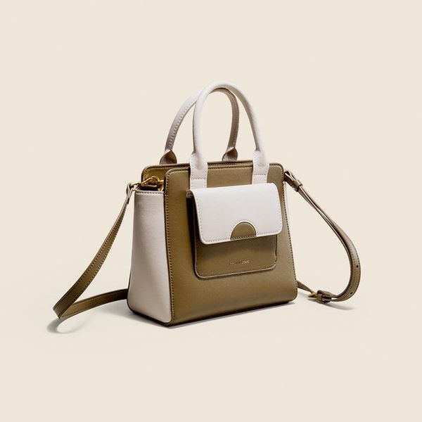 evening bags genuine leather handbag for woman 2021 spring and summer fashion trend shoulder bag stray niche design
evening bags genuine leather handbag for woman 2021 spring and summer fashion trend shoulder bag stray niche design