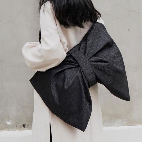 evening bags bowknot tote shoulder women large capacity messenger canvas handbags temperament stripe 2021
evening bags bowknot tote shoulder women large capacity messenger canvas handbags temperament stripe 2021
