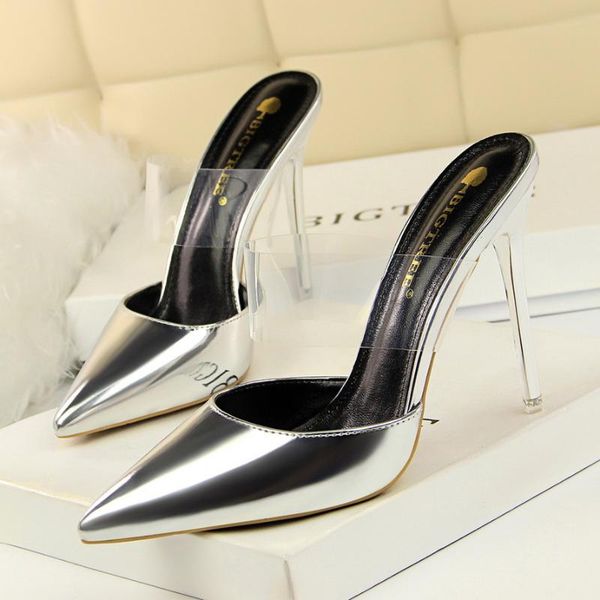 dress shoes euramerican style simple metal with thin shallow mouth pointed hollow out transparent character high heel slippers, Black
dress shoes euramerican style simple metal with thin shallow mouth pointed hollow out transparent character high heel slippers, Black