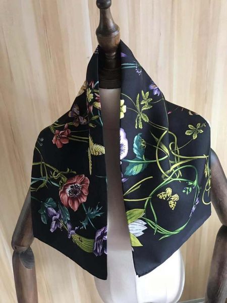 scarves 2021 arrival winter spring classic black flower 100% real silk scarf twill hand made roll 90*90 cm shawl wrap for women lady, Blue;gray
scarves 2021 arrival winter spring classic black flower 100% real silk scarf twill hand made roll 90*90 cm shawl wrap for women lady, Blue;gray
