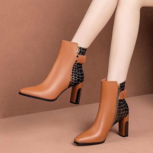 boots 2021 spring women's high-quality leather low color matching design metal decoration fashion 34-39, Black
boots 2021 spring women's high-quality leather low color matching design metal decoration fashion 34-39, Black