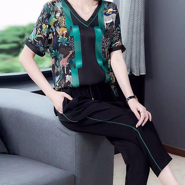 women's two piece pants summer 2021 plus size fashion casual suits are thin and high-end two-piece, White
women's two piece pants summer 2021 plus size fashion casual suits are thin and high-end two-piece, White