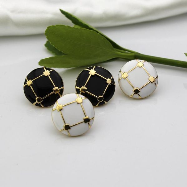stud vintage earrings female hong kong style hepburn drop oil enamel color medieval national leisure, Golden;silver
stud vintage earrings female hong kong style hepburn drop oil enamel color medieval national leisure, Golden;silver