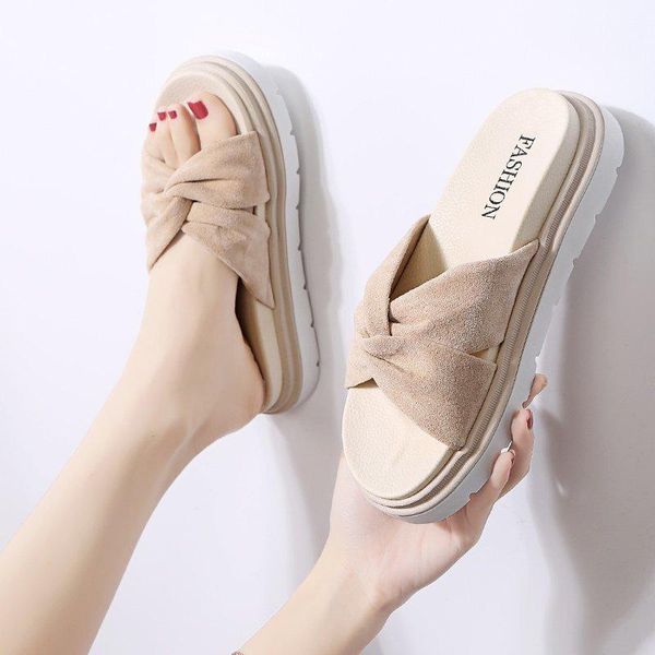 slippers women summer med flat shoes female slides platform pantofle flock 2021 fabric rubber pu retro cotton wom, Black
slippers women summer med flat shoes female slides platform pantofle flock 2021 fabric rubber pu retro cotton wom, Black