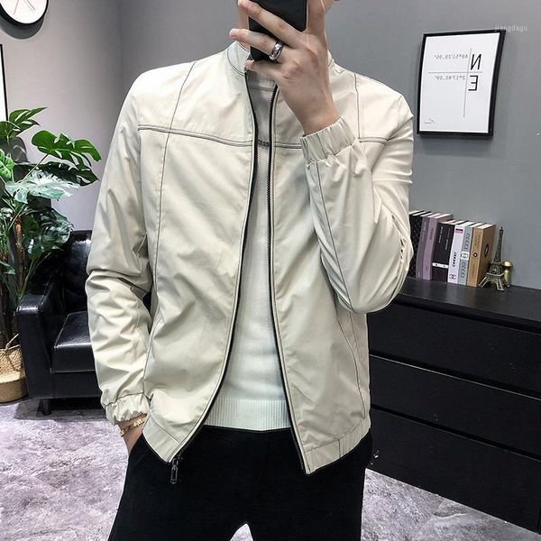 men's jackets men 2021 spring solid color slim outerwear male fashion stand collar baseball motorcycle short overcoats o61, Black;brown
men's jackets men 2021 spring solid color slim outerwear male fashion stand collar baseball motorcycle short overcoats o61, Black;brown