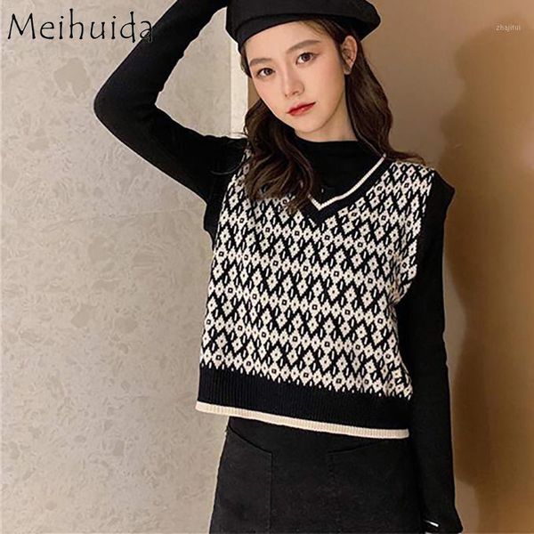 women knit sweater vest v-neck winter autumn warm sleeveless woven rhombus pullover student japanese college style fashion women's swea, White;black
women knit sweater vest v-neck winter autumn warm sleeveless woven rhombus pullover student japanese college style fashion women's swea, White;black