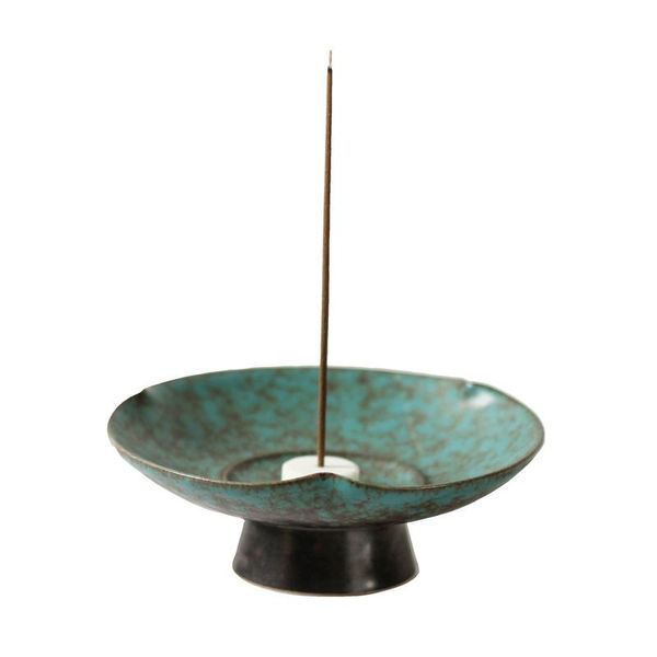 fragrance lamps creative japanese small incense burner ceramic living room quemador de incienso home decoration bd50xx
fragrance lamps creative japanese small incense burner ceramic living room quemador de incienso home decoration bd50xx