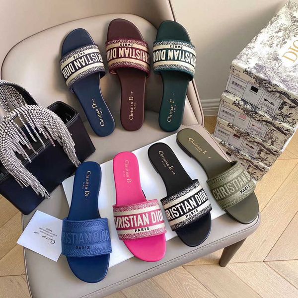 slipper net red 2021 new spring and summer d-word high-end slippers for women to wear 3d embroidery versatile one word flat sandalszly g5v0, Black
slipper net red 2021 new spring and summer d-word high-end slippers for women to wear 3d embroidery versatile one word flat sandalszly g5v0, Black