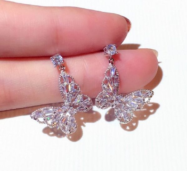 fashion design lovely beautiful butterfly pendant stud earrings for women girls super glittering zircon diamond crystal, Golden;silver
fashion design lovely beautiful butterfly pendant stud earrings for women girls super glittering zircon diamond crystal, Golden;silver