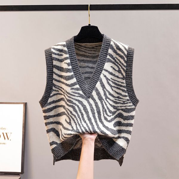 waistcoat vest jacket autumn knit women's sweater winter zebra pattern outer wear loose korean style 210525, Black;white
waistcoat vest jacket autumn knit women's sweater winter zebra pattern outer wear loose korean style 210525, Black;white