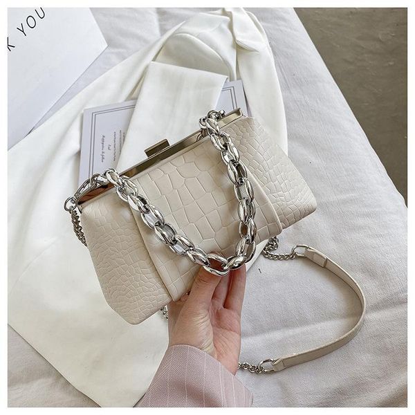 evening bags summer thick chain portable small bag 2021 style soft leather stone pattern one-shoulder messenger clip female
evening bags summer thick chain portable small bag 2021 style soft leather stone pattern one-shoulder messenger clip female