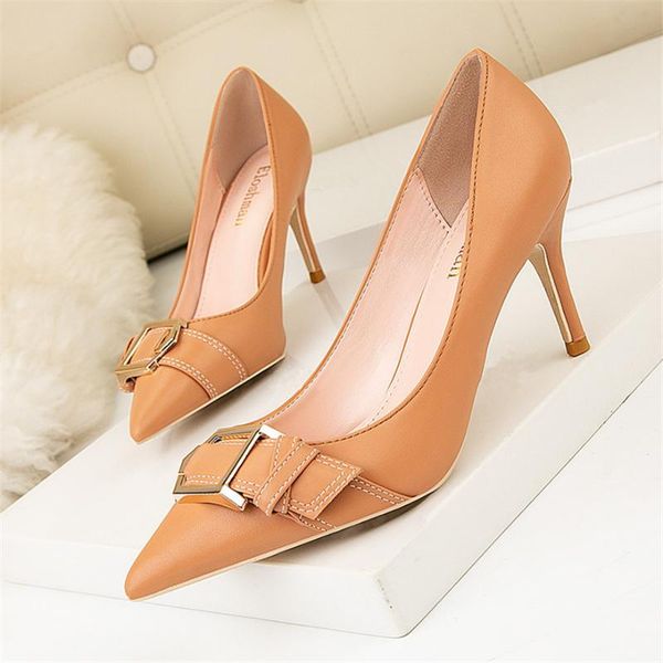 dress shoes plus size retro metal belt buckle shallow high heels women soft leather pointed toe pumps stiletto office lady, Black
dress shoes plus size retro metal belt buckle shallow high heels women soft leather pointed toe pumps stiletto office lady, Black