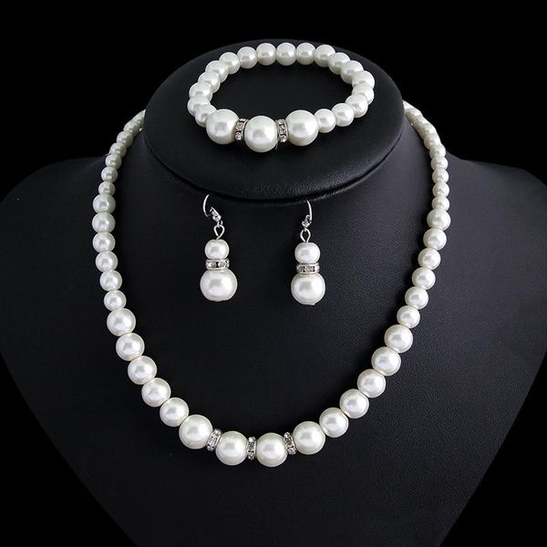 earrings & necklace 5sets classic imitation pearl clear crystal elegant party gift fashion costume jewelry sets for wedding ca105, Silver
earrings & necklace 5sets classic imitation pearl clear crystal elegant party gift fashion costume jewelry sets for wedding ca105, Silver