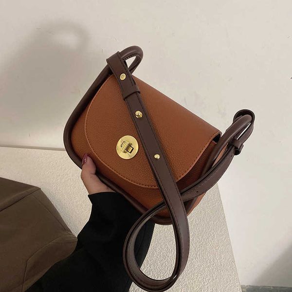 bag women's bag autumn and winter fashion single shoulder foreign style texture lychee pattern saddle tide lap msenger
bag women's bag autumn and winter fashion single shoulder foreign style texture lychee pattern saddle tide lap msenger