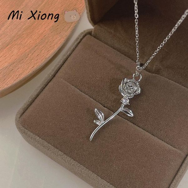 chains mi xiong 925 sterling silver necklaces for womens exquisite pendant with chain romantic rose flower luxury jewelry glamour party
chains mi xiong 925 sterling silver necklaces for womens exquisite pendant with chain romantic rose flower luxury jewelry glamour party