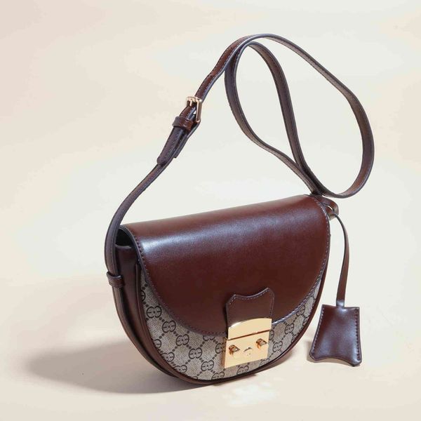 bag female semicircle saddle bag printed fashion single shoulder messenger fashion mouth small purse sale
bag female semicircle saddle bag printed fashion single shoulder messenger fashion mouth small purse sale