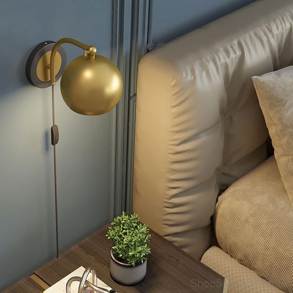 wall lamp nordic light luxury bronze modern minimalist creative bedroom bedside living room dining aisle decorative lamps
wall lamp nordic light luxury bronze modern minimalist creative bedroom bedside living room dining aisle decorative lamps