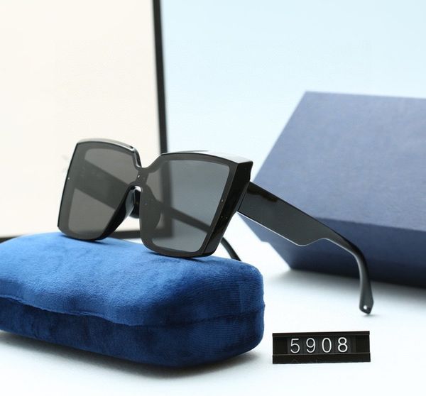 2021 new and women's polarized sunglasses square large frame thin face glasses driving sunglasses, White;black
2021 new and women's polarized sunglasses square large frame thin face glasses driving sunglasses, White;black