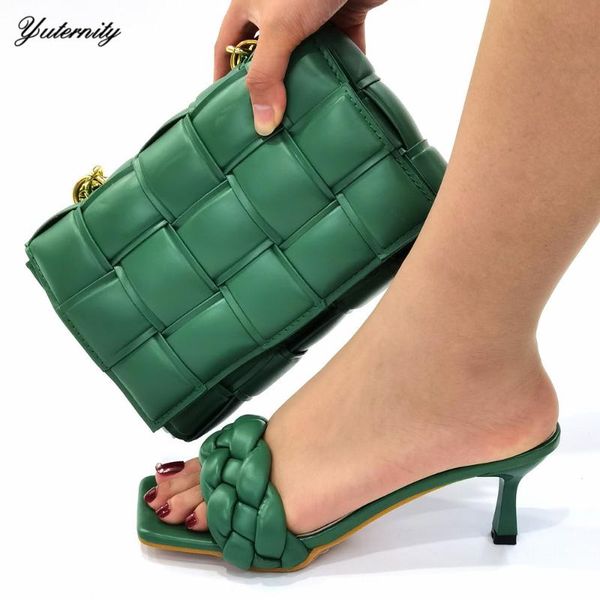 dress shoes african design pu leather green color and bag set summer high heels for party 7colors, Black
dress shoes african design pu leather green color and bag set summer high heels for party 7colors, Black