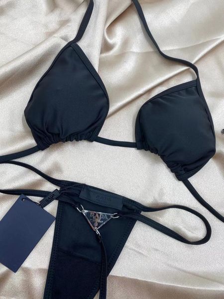 one-piece suits 2021 brand letter print swimsuit women swimwear cut out two piece bathing suit bikinis summer beach wear swim
one-piece suits 2021 brand letter print swimsuit women swimwear cut out two piece bathing suit bikinis summer beach wear swim