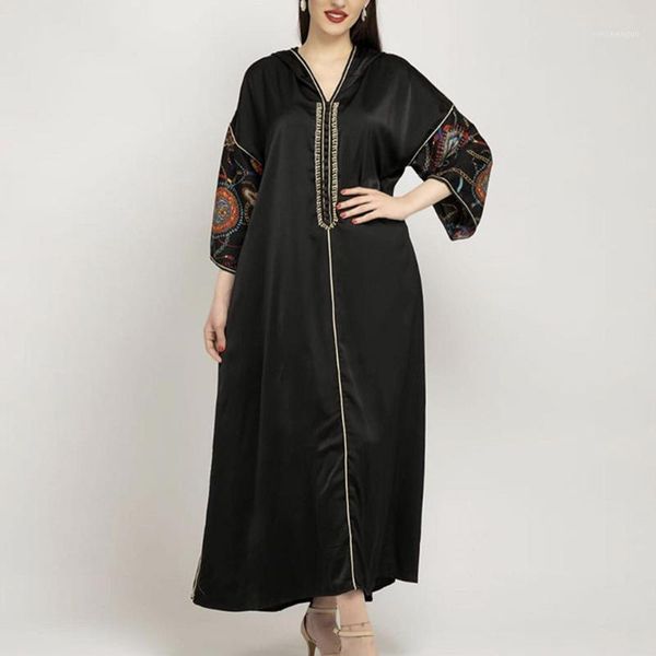 casual dresses muslim fashion women dress solid color retro splicing diamond hooded tassel long sleeve printing loose robe, Black;gray
casual dresses muslim fashion women dress solid color retro splicing diamond hooded tassel long sleeve printing loose robe, Black;gray