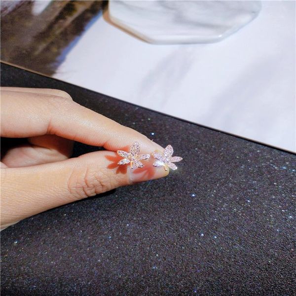 stud mfy fashion flower cubic zirconia earrings for women wedding engagement trend pearl jewelry accessories, Golden;silver 
stud mfy fashion flower cubic zirconia earrings for women wedding engagement trend pearl jewelry accessories, Golden;silver